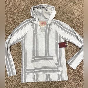 Women’s beachy pullover